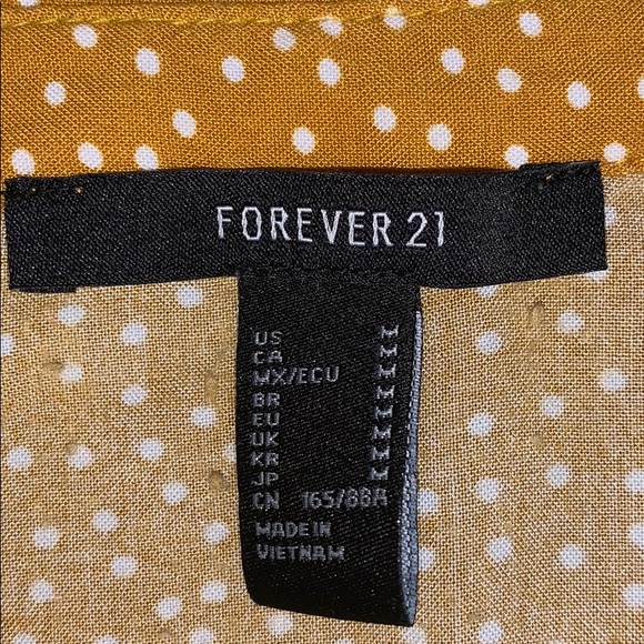 Forever 21 cropped polka dot blouse - Picture 3 of 3